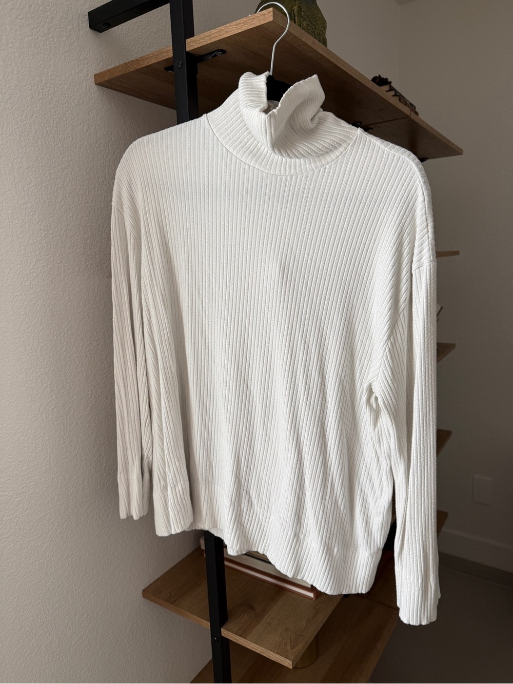 LESET Ribbed Turtleneck Sweater – Size L